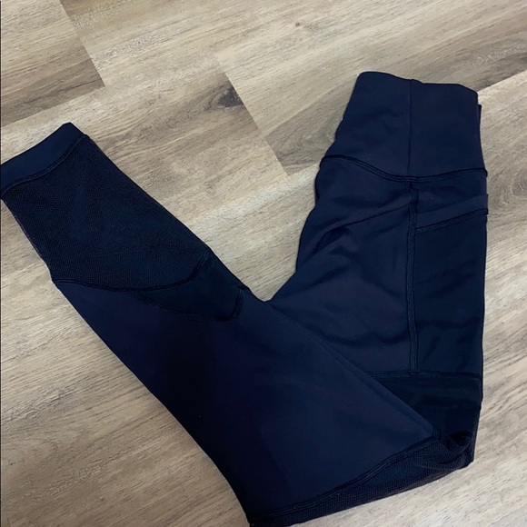 Lululemon leggings - Picture 4 of 4